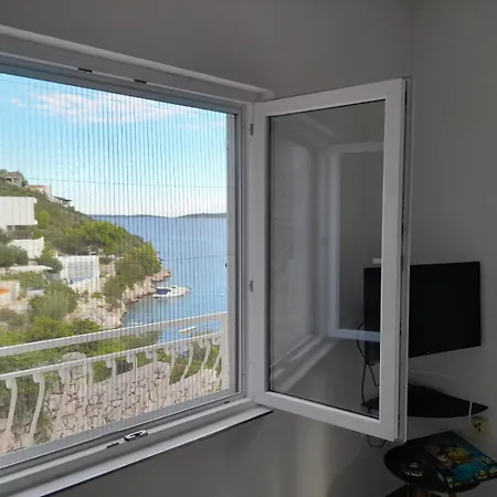 شقة Beachfront Ljubljeva