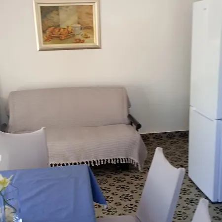 شقة Beachfront Ljubljeva