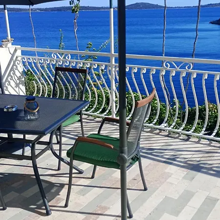 Beachfront Ljubljeva Vinišće
